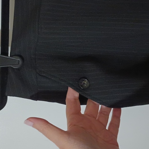 Pencil Skirt Black w/Pinstripe By  Rafealla Lined Size 10 With Back Vent NWT - Picture 2 of 7